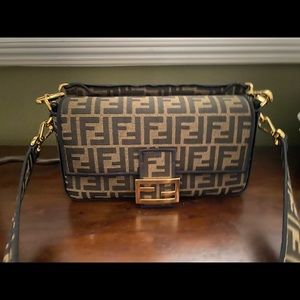 Fendi Baguette